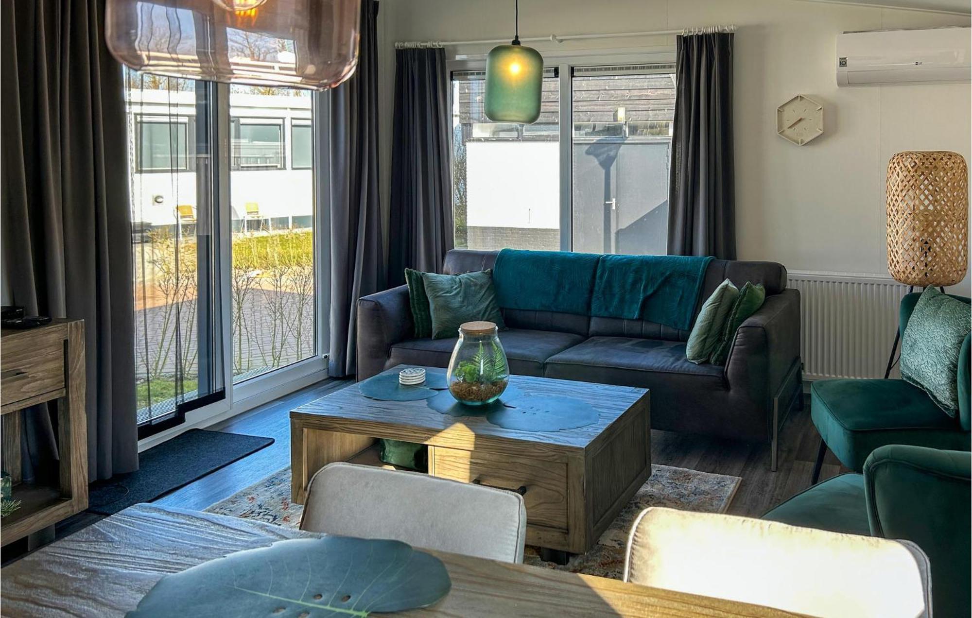 Awesome In With Wifi Vakantiehuis Scherpenisse
